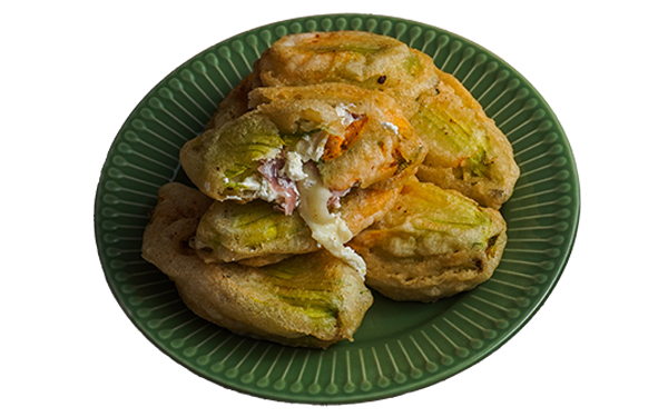 Fried stuffed zucchini flowers 1
